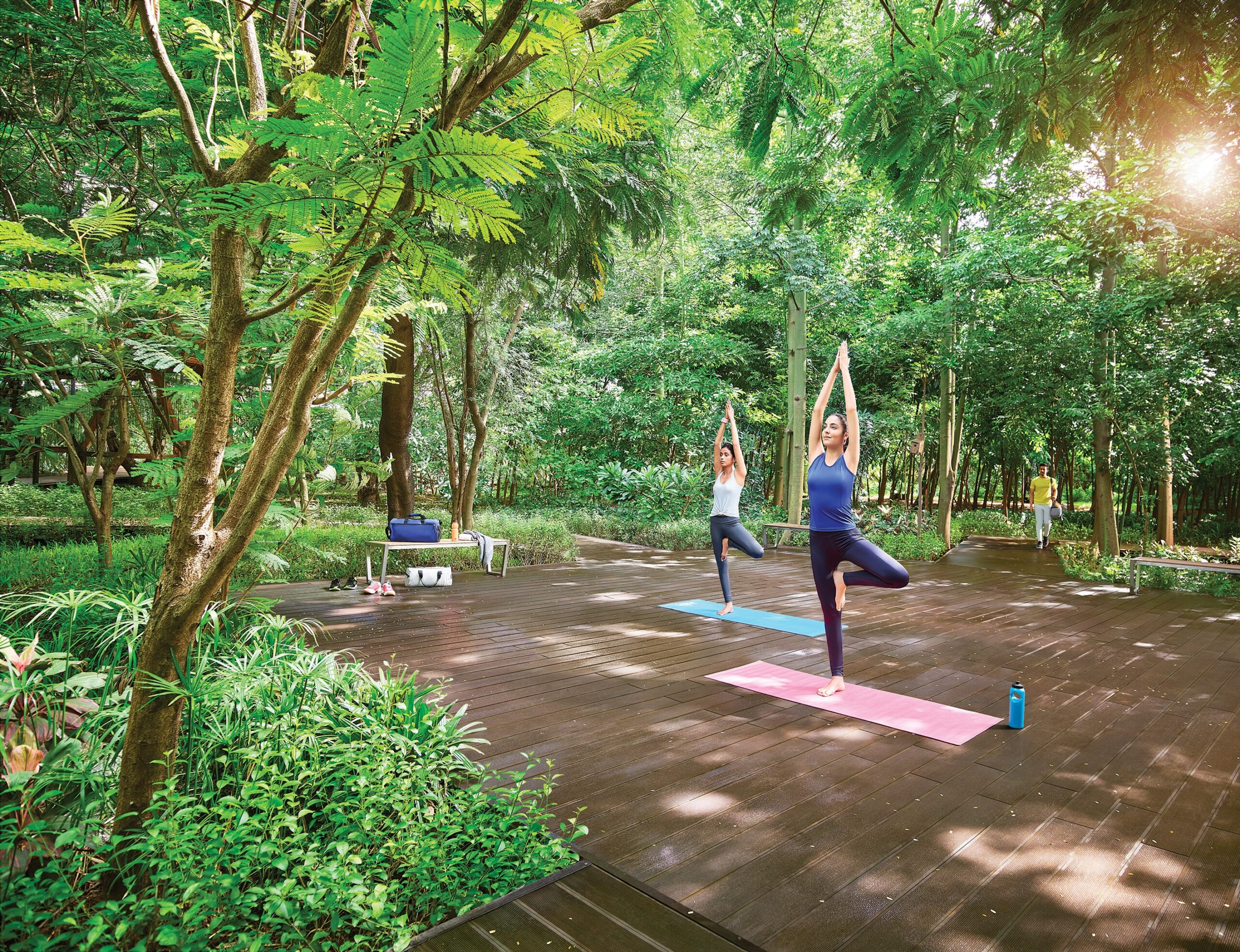 25SHOT 1 YOGA DECK 33 DAPPLE BG PLATE MAIN_PRESS